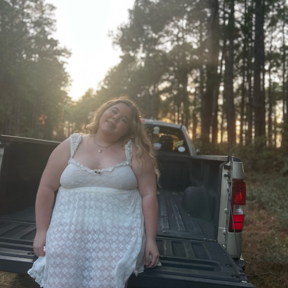 Meet your Posher, Addison